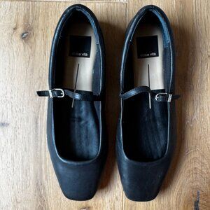 Dolce Vita Reyes Black Leather Flats • Size 6.5 • Sold‑Out Fall Favorite